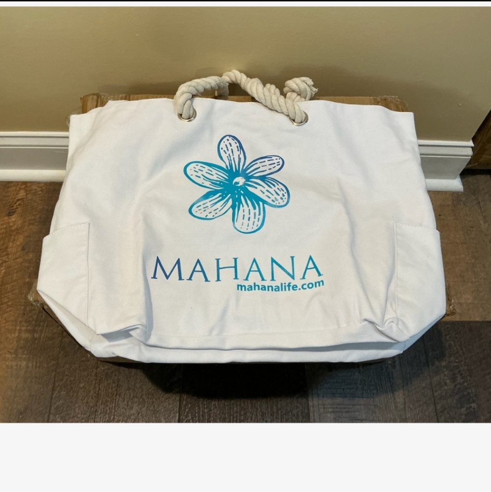 Mahana Canvas Beach Tote with Woven Rope Handles and Flower Motif - Picture 4 of 11